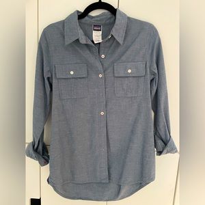Women's Patagonia button up shirt